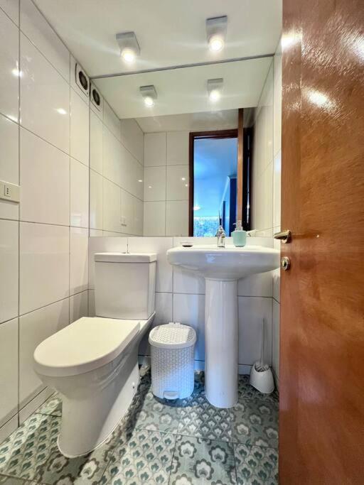 Espacioso Y Comodo En Las Condes Apartamento Santiago