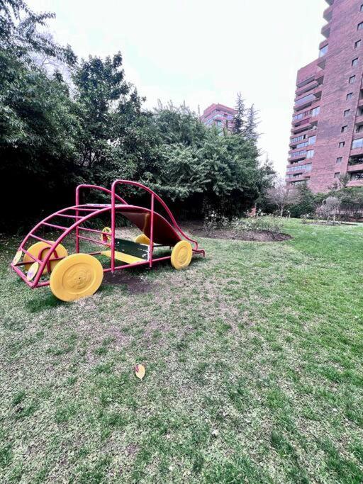 Apartamento Espacioso Y Comodo En Las Condes Santiago